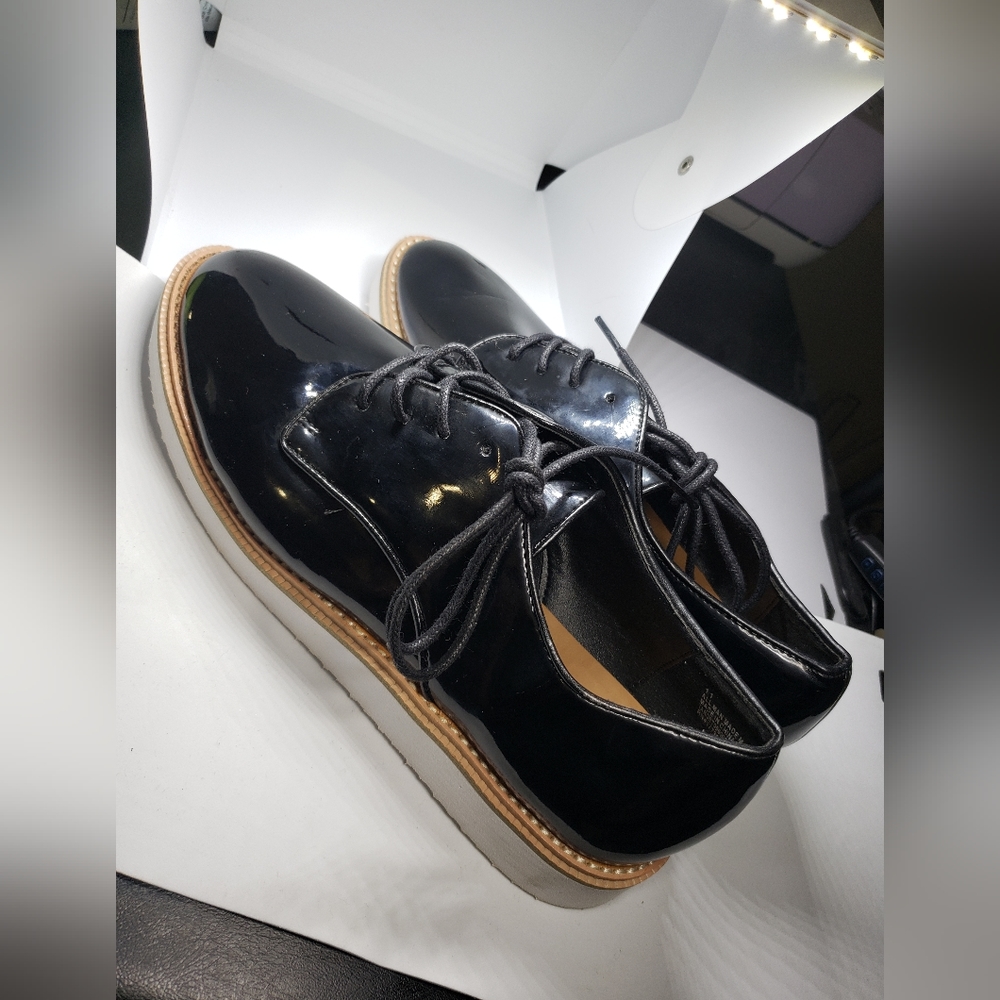 NWOT A New day oxfords